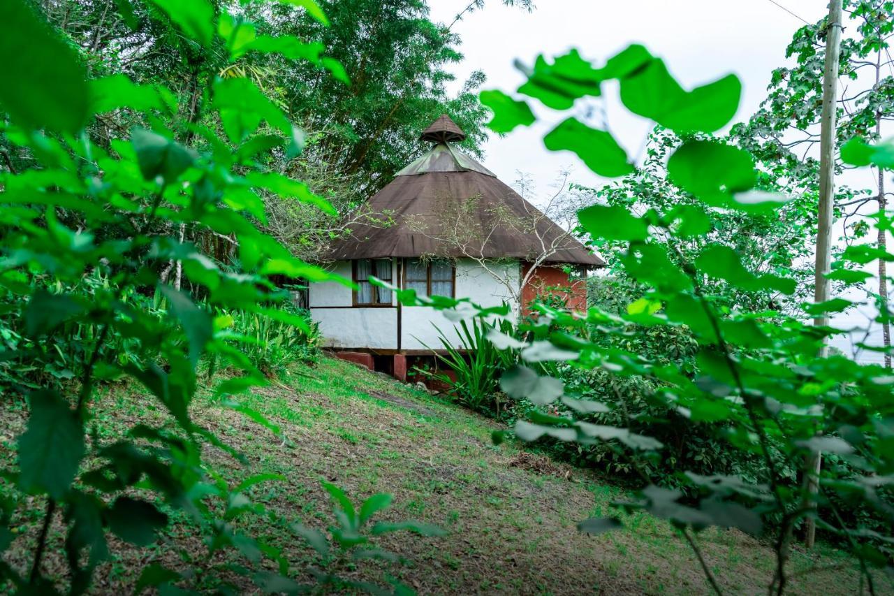 Samai Lodge Holistic Living Olon Exterior photo